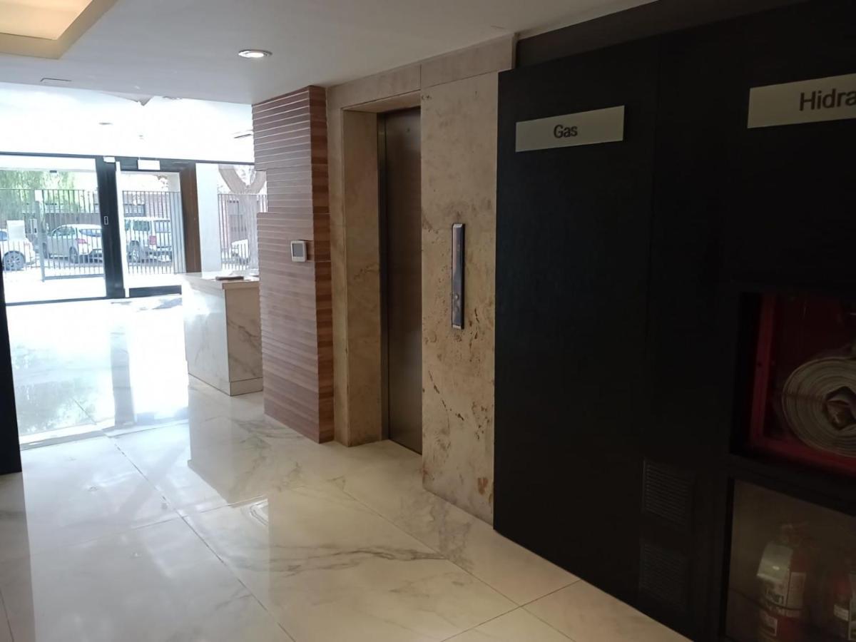 Apartamento Departamento Nuevo A Media Cuadra Del Parque Mendoza